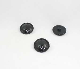 Пуговицы  чёрные с золотом 44L(28mm) ]